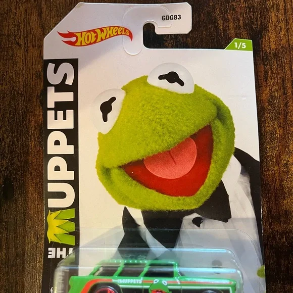 NWOT Hot Wheels Muppets Classic Nomad & Cool-One Toy Cars - Picture 3 of 6